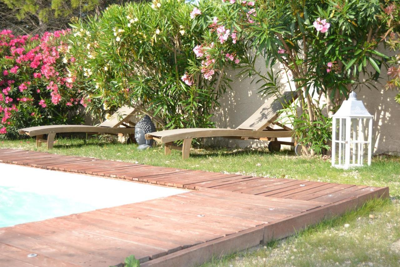 Appart Dans Maison Au Calme "Les Charmettes" Apartamento Vedène Exterior foto
