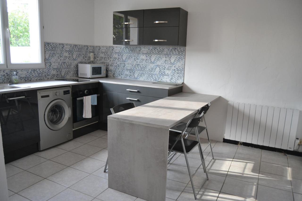 Appart Dans Maison Au Calme "Les Charmettes" Apartamento Vedène Exterior foto